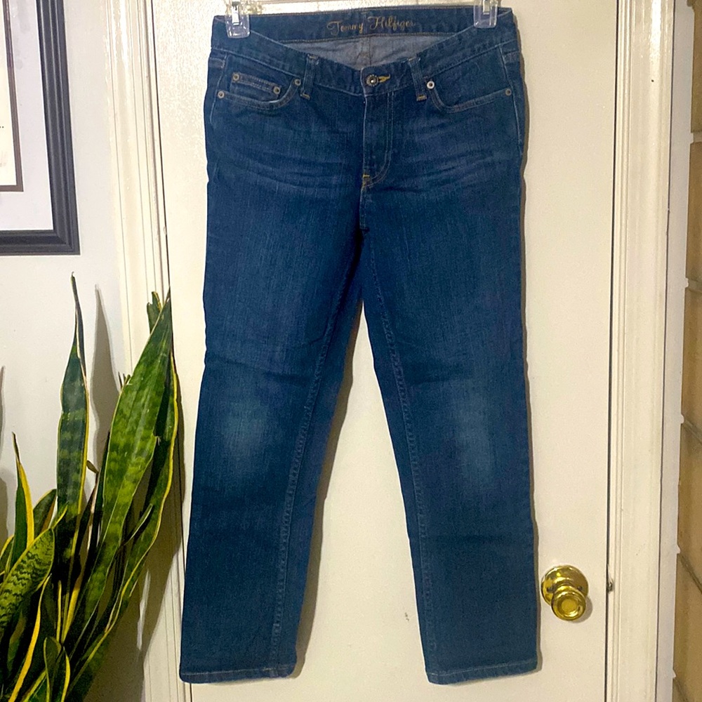 Tommy Hilfiger dark wash stretch straight leg jeans size 4